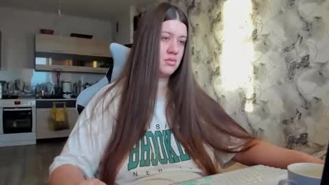 Snapshot of aletta_oushen chatting on November 20, 2025, 9:42 am Aletta Oushen online show from November 20, 2025, 9:42 am