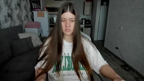 Snapshot of aletta_oushen chatting on November 27, 2025, 10:06 am Aletta Oushen online show from November 27, 2025, 10:06 am