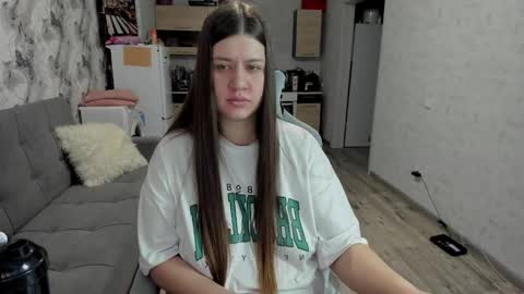 Snapshot of aletta_oushen chatting on December 1, 2025, 6:57 pm Aletta Oushen online show from December 1, 2025, 6:57 pm