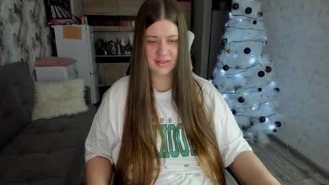 Snapshot of aletta_oushen chatting on December 15, 2025, 9:57 am Aletta Oushen online show from December 15, 2025, 9:57 am