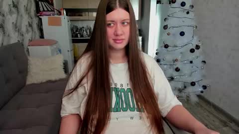 Snapshot of aletta_oushen chatting on December 21, 2025, 8:21 am Aletta Oushen online show from December 21, 2025, 8:21 am