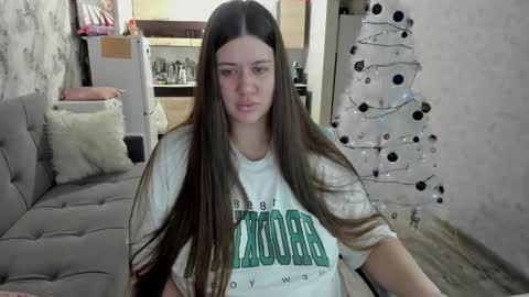 Snapshot of aletta_oushen chatting on January 10, 2026, 11:56 am Aletta Oushen online show from January 10, 2026, 11:56 am