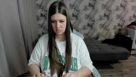 Snapshot of aletta_oushen chatting on February 26, 2026, 1:21 pm Aletta Oushen online show from February 26, 2026, 1:21 pm