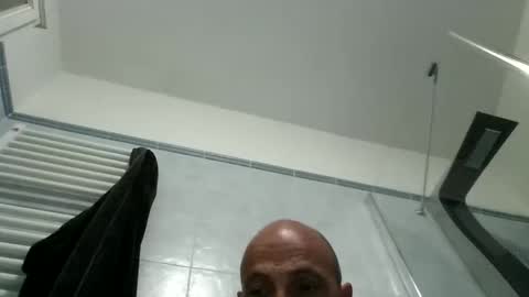 Snapshot of alex120475 chatting on April 23, 2026, 3:58 pm alex120475 online show from April 23, 2026, 3:58 pm