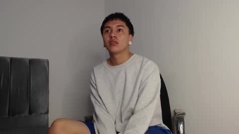 Owen online show from November 9, 2025, 2:32 am