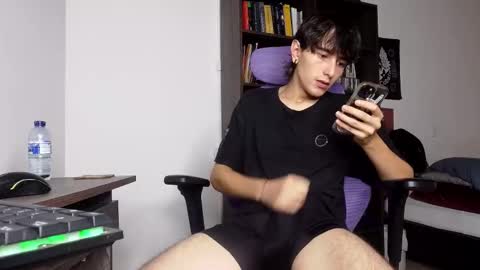 alex_connorr online show from December 1, 2025, 8:58 pm