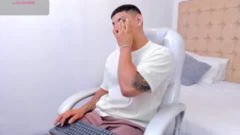 alex online show from January 7, 2026, 12:51 pm