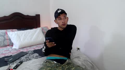 Snapshot of alex_diorrr chatting on February 17, 2025, 6:04 pm Alex online show from February 17, 2025, 6:04 pm