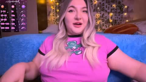 Snapshot of alex_dreams_ chatting on January 23, 2025, 1:56 pm Alex online show from January 23, 2025, 1:56 pm