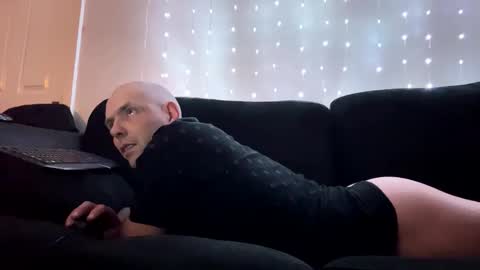 alex_essex69 online show from October 14, 2025, 12:00 am