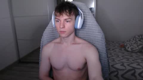 Alex online show from October 1, 2025, 4:18 am