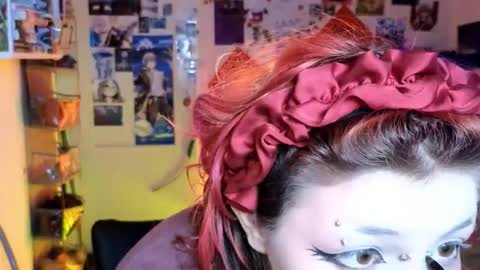 alex_howell online show from December 5, 2025, 8:16 pm