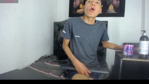 alex_it0 online show from May 16, 2026, 1:13 am