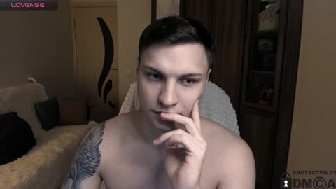 Snapshot of alex_milson chatting on November 8, 2025, 5:51 am alex_milson online show from November 8, 2025, 5:51 am