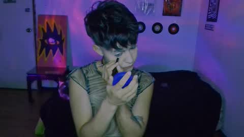 Alex online show from October 2, 2025, 11:12 pm