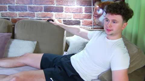 Alex online show from May 16, 2026, 12:37 pm