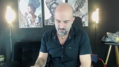 Alex Saints online show from November 14, 2025, 2:27 pm