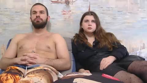 Alex and Sarah online show from February 12, 2026, 11:16 am