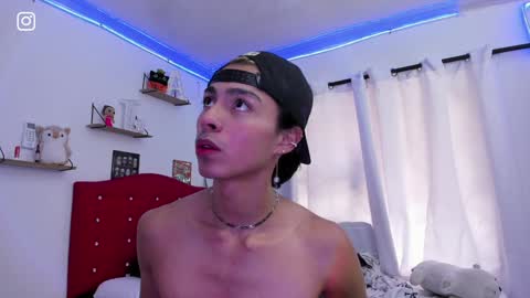 Snapshot of alex_sweet_69 chatting on December 16, 2024, 12:27 pm Alex online show from December 16, 2024, 12:27 pm