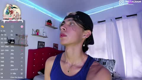 Snapshot of alex_sweet_69 chatting on December 23, 2024, 1:24 pm Alex online show from December 23, 2024, 1:24 pm