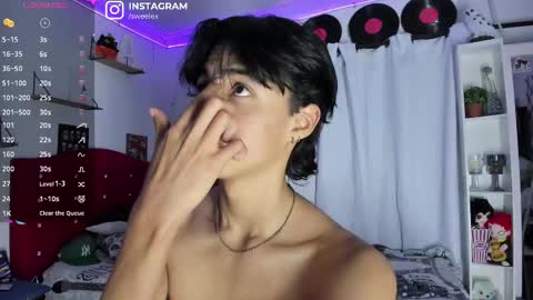 Snapshot of alex_sweet_69 chatting on February 15, 2025, 10:55 am Alex online show from February 15, 2025, 10:55 am