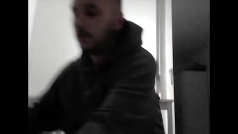 Snapshot of alex_vlad chatting on February 22, 2026, 5:19 am Alexandru online show from February 22, 2026, 5:19 am