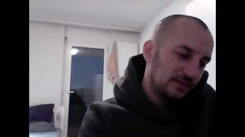 Snapshot of alex_vlad chatting on February 22, 2026, 5:22 pm Alexandru online show from February 22, 2026, 5:22 pm