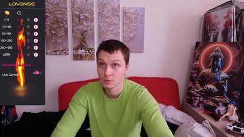 Alex WandHot online show from March 25, 2026, 7:14 am