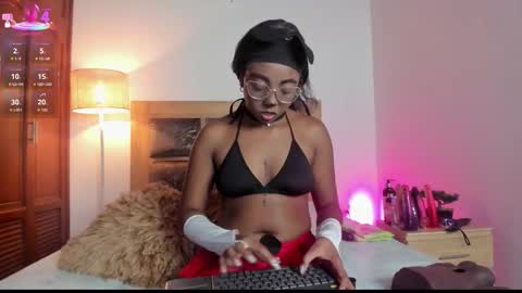 alexa_cortes23 online show from November 1, 2025, 11:12 am