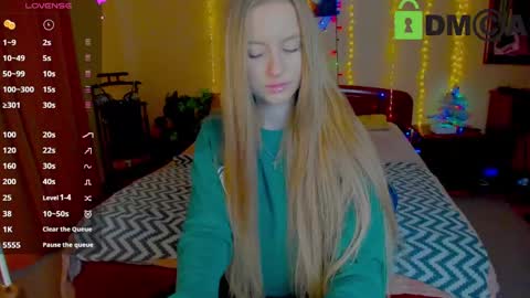 Snapshot of alexa_glory chatting on January 7, 2025, 12:09 pm Alexa online show from January 7, 2025, 12:09 pm