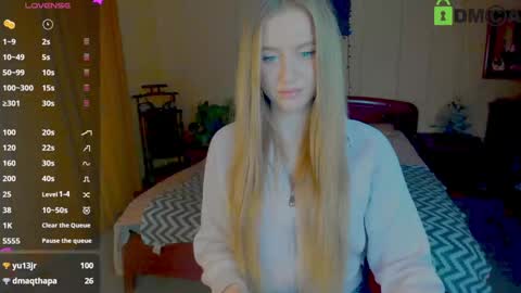 Snapshot of alexa_glory chatting on January 9, 2025, 6:26 pm Alexa online show from January 9, 2025, 6:26 pm