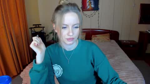 Snapshot of alexa_glory chatting on February 2, 2025, 12:24 pm Alexa online show from February 2, 2025, 12:24 pm