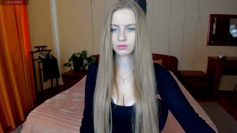 Snapshot of alexa_glory chatting on February 22, 2025, 12:19 pm Alexa online show from February 22, 2025, 12:19 pm