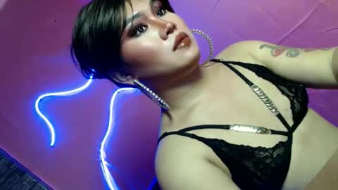 alexa_hansung online show from December 16, 2025, 4:12 pm