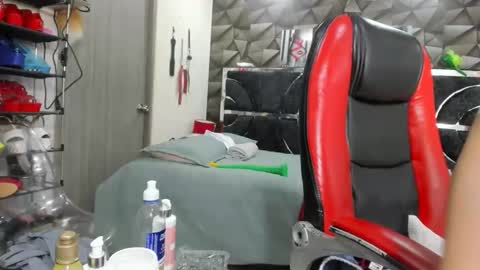 alexa koller1 online show from April 5, 2026, 4:37 pm