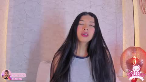 Alexa Millers online show from November 3, 2025, 4:03 am