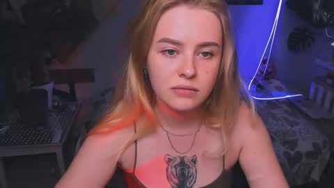 alexa_pirs online show from September 19, 2025, 1:12 pm
