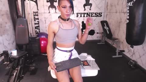 alexa_vandercloude online show from February 13, 2025, 3:46 pm