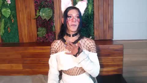 alexa_vandercloude online show from February 27, 2025, 3:26 pm