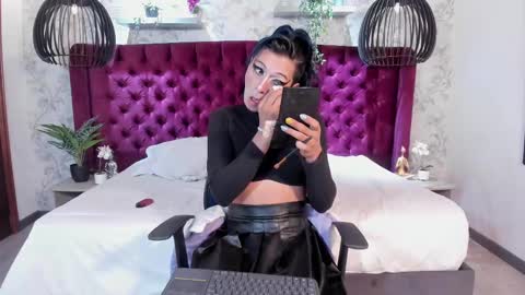 alexa_vandercloude online show from March 7, 2025, 3:18 pm