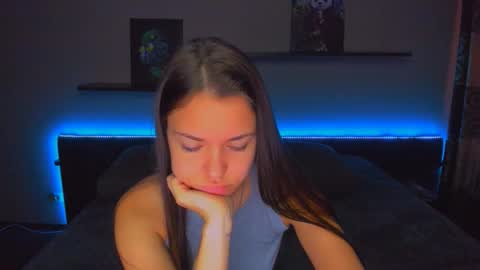 angel online show from October 21, 2025, 12:22 am