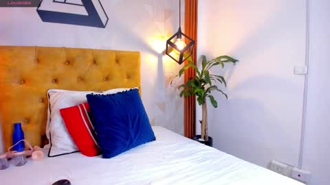 alexagomez07 online show from February 17, 2026, 7:53 pm