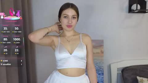 Emma - blonde and Mia - dark online show from October 18, 2025, 9:10 am