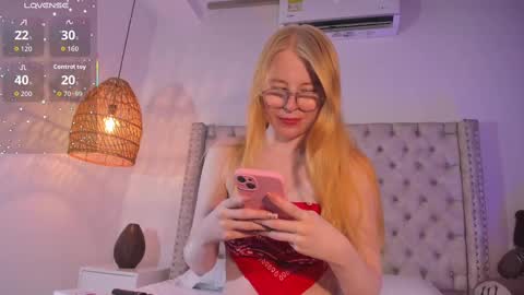 Alexa Handler online show from November 5, 2025, 7:25 pm