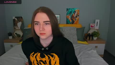 alexaloan online show from April 13, 2026, 7:41 pm