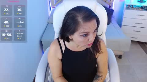 Snapshot of alexamoon__ chatting on March 11, 2025, 8:09 pm Alexa Moon online show from March 11, 2025, 8:09 pm