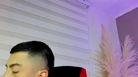 Alexander Diaz online show from May 7, 2026, 12:32 pm