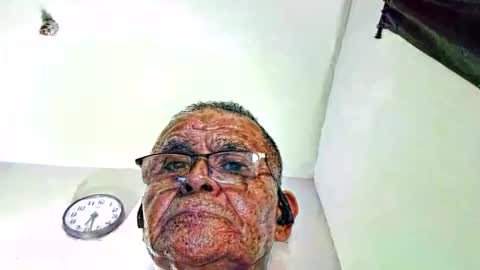 alexanderv28 online show from January 11, 2025, 2:25 pm