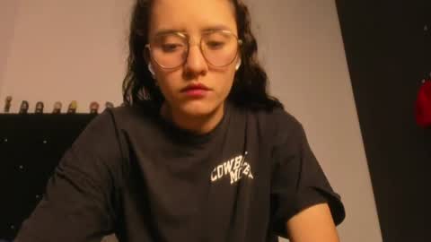 alexandra clauss online show from July 5, 2026, 1:45 am