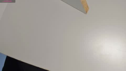 lexandra  online show from December 13, 2024, 6:27 pm